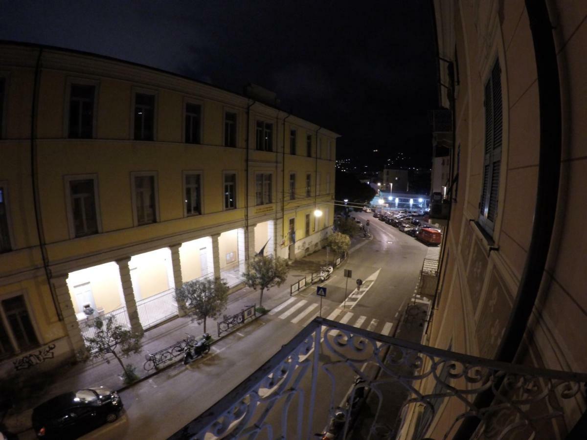 Toffee 5 Terre Appartamento La Spezia